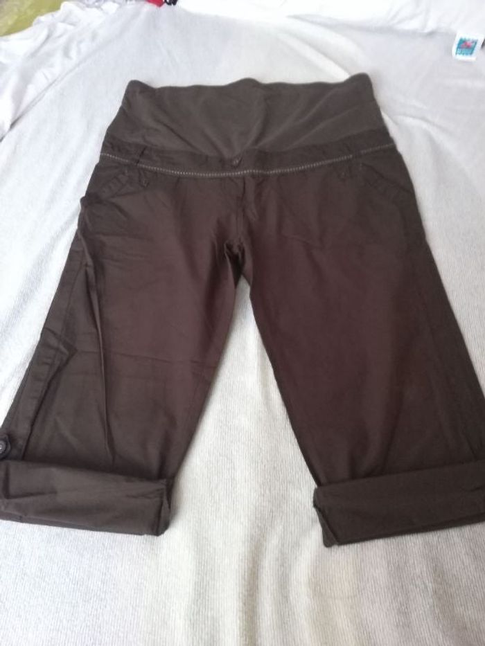 Pantacourt de grossesse, taille 42 GEMO stéréo maman