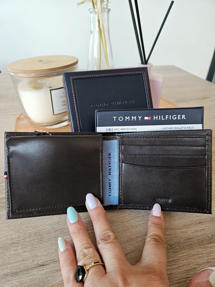 Portefeuille Tommy Hilfiger - photo numéro 4
