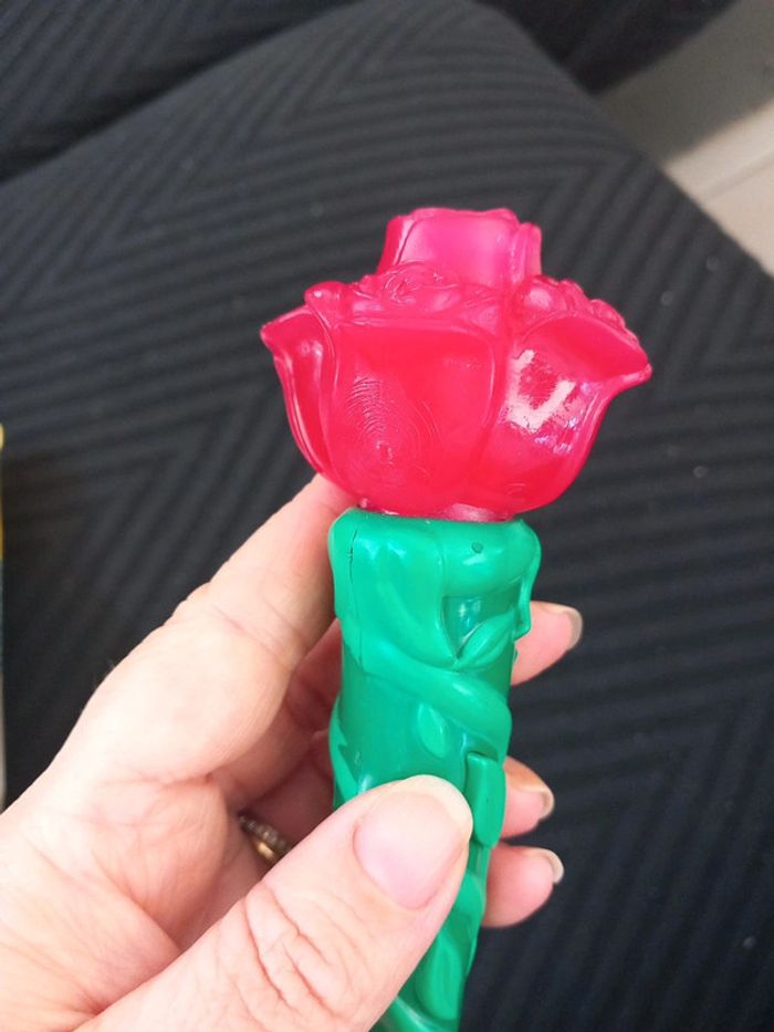 Rose de Barbie belle au bois dormant 2007 - photo numéro 9