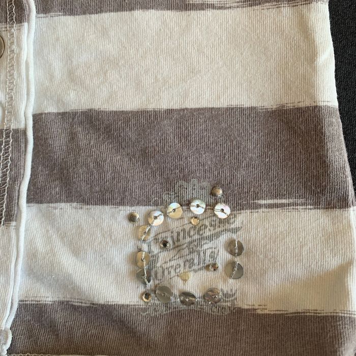 T-shirt paillettes 6/9 mois - photo numéro 2