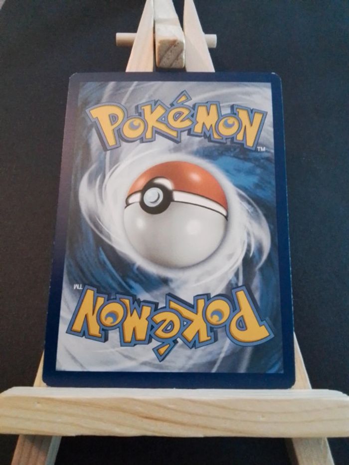 Carte Pokémon Grahyèna Reverse 96/189 - photo numéro 2