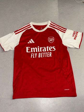 Maillot Arsenal Domicile - Taille M - État neuf