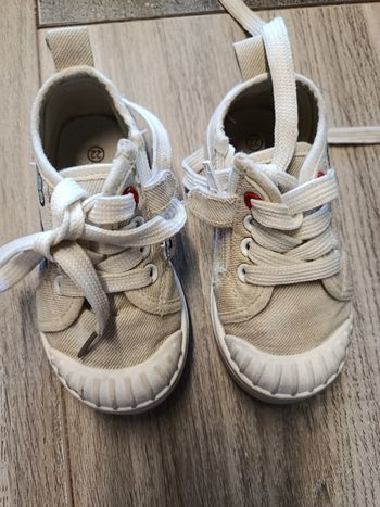 Chaussures en toile grises