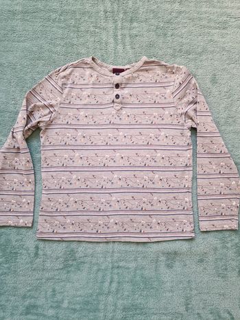 Très beau tee-shirt 10 ans