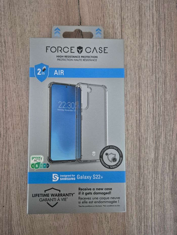 Coque S22+