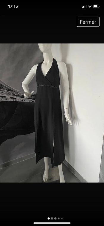 Robe longue fendue et dos nu avec strass sous la poitrine