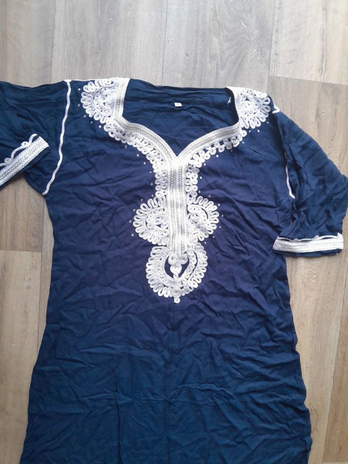 Robe manches courtes taille 42 💞