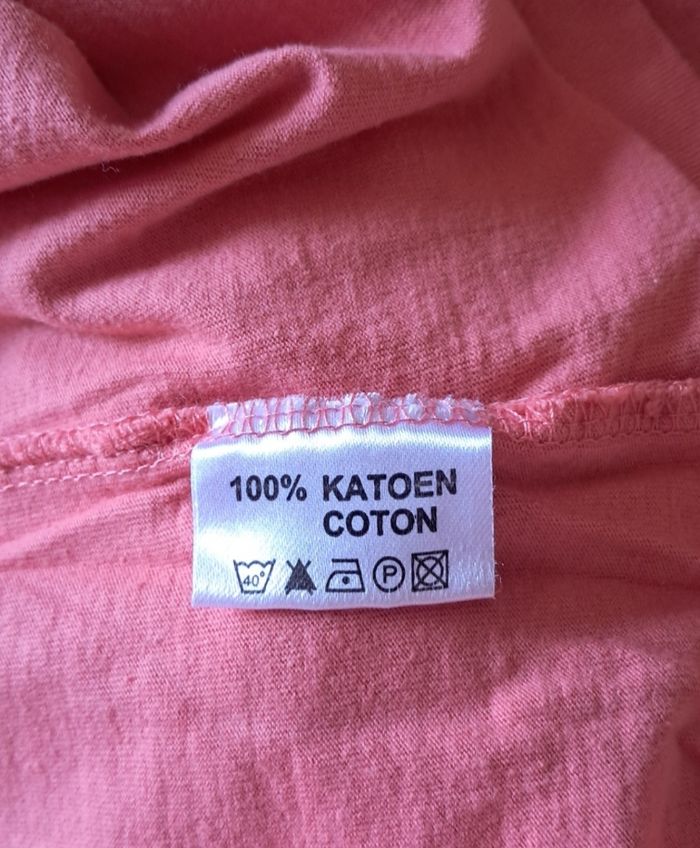 Chemisier et Tee-shirt NEUFS pour femme taille 48 - photo numéro 9