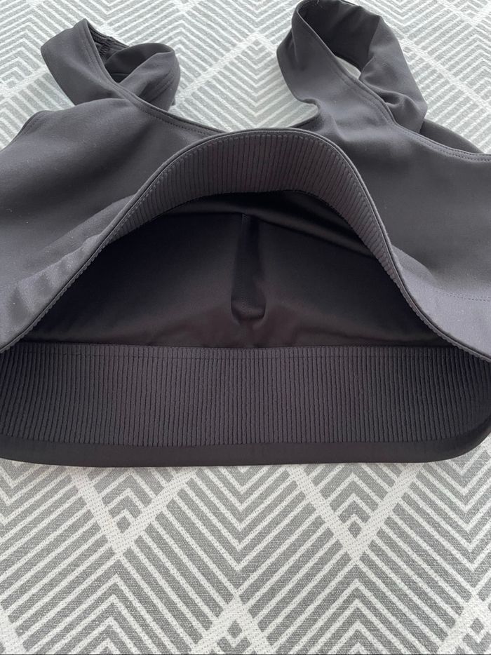 Brassière noire Gymshark M - photo numéro 8