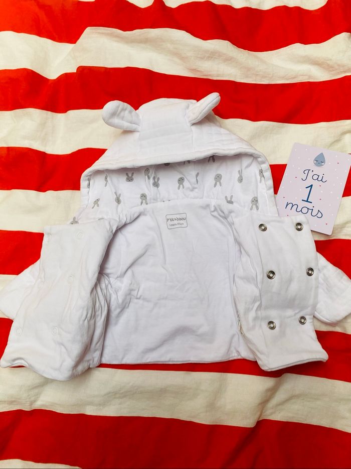 Veste molletonnée avec capuche parfait état - photo numéro 2