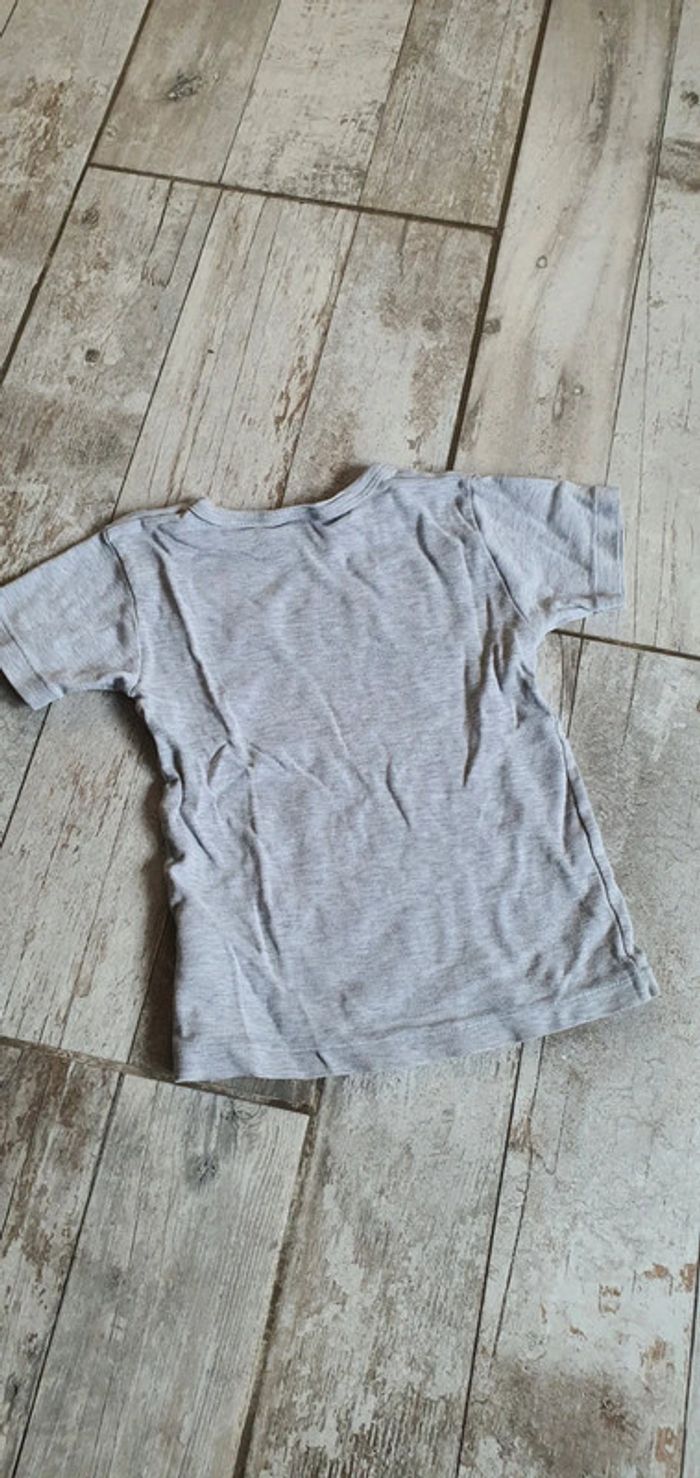 Tshirt petit bateau 5 ans en très bon état - photo numéro 3