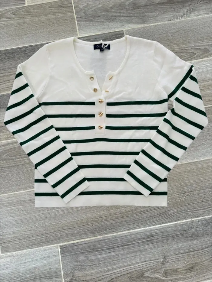 Pull femme blanc cassé et rayé vert sapin