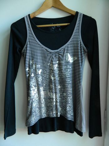 T shirt T 1 "Cache Cache "manches longues