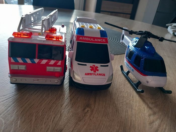 Vehicule sons et lumières - photo numéro 3