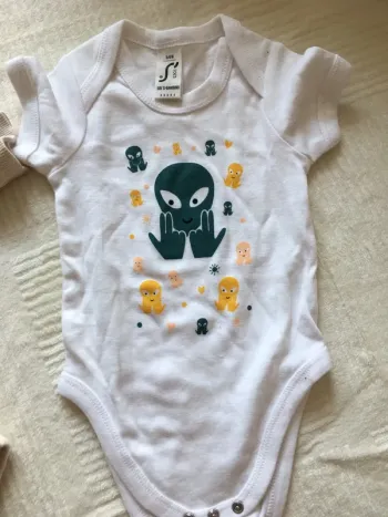 Body bébé 3-6 mois