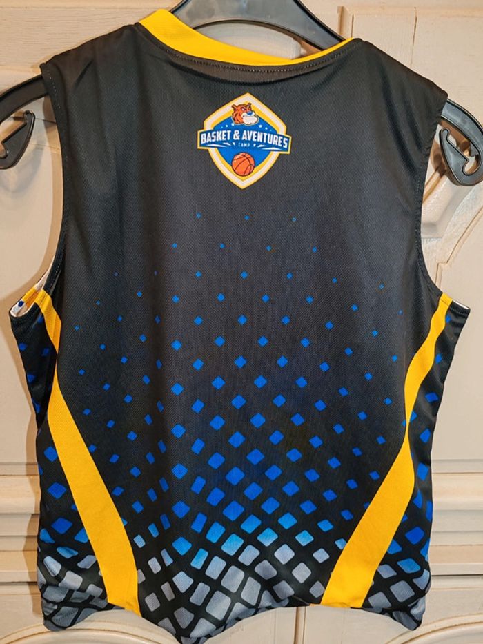 Basketball maillot t-shirt réversible sans manches - photo numéro 4