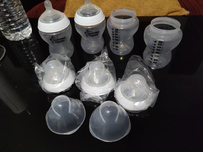 Lot de biberons 260ml neufs