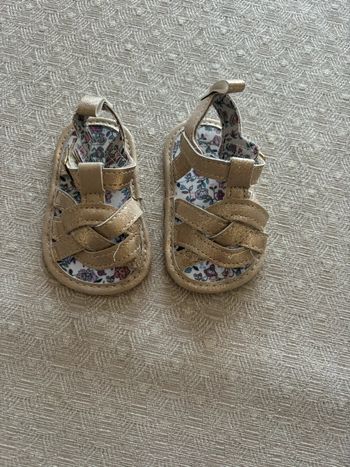 Sandales souples bébé fille