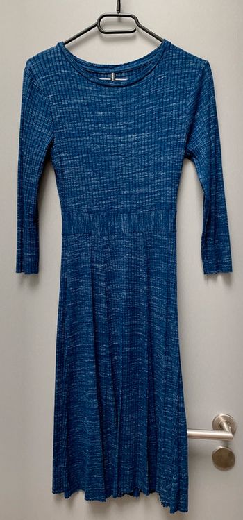 Robe mi longue Stradivarius