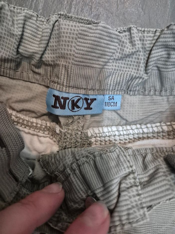 Short gris - photo numéro 2