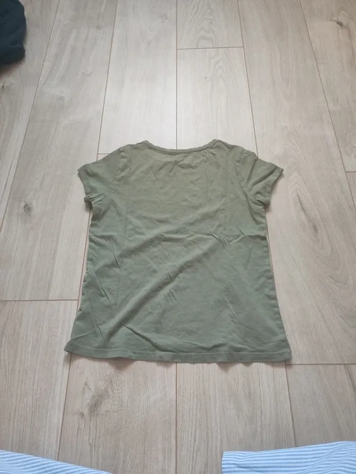 T-shirt vert - photo numéro 2