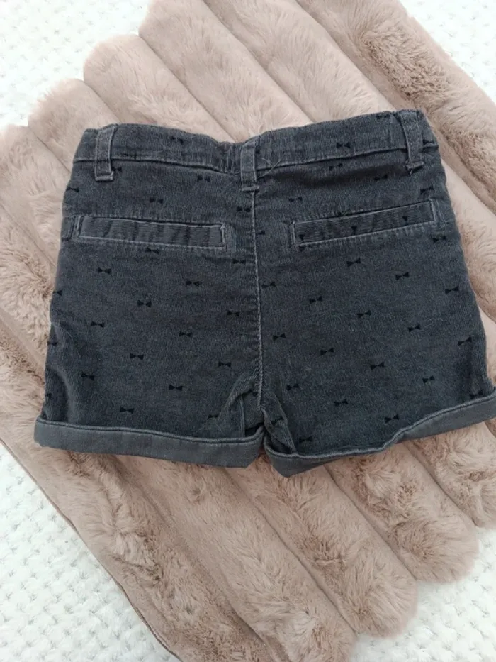 🔸 Magnifique Short Noir en Velours côtelé Fille In Extenso 4 ans🔸 - photo numéro 5