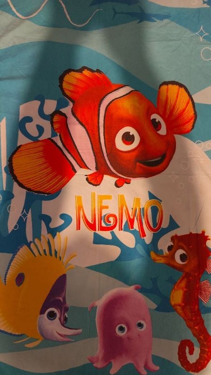 TBE, housse de couette + taie d'oreiller Nemo