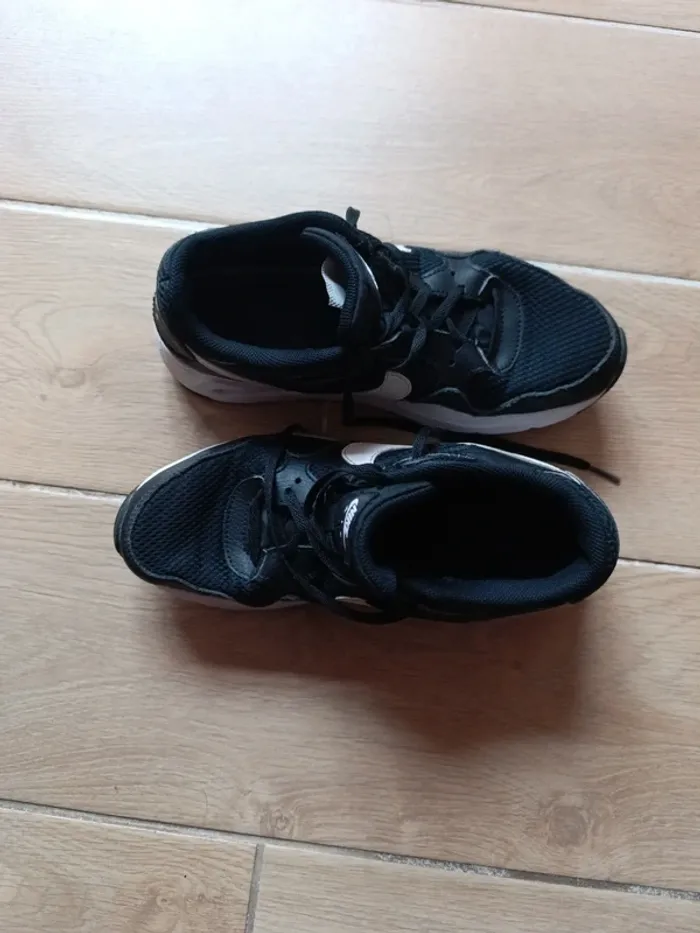 Nike air noires pointure 38 - photo numéro 6