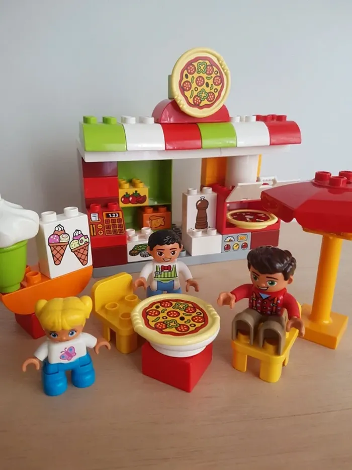 Lego Duplo restaurant pizzeria