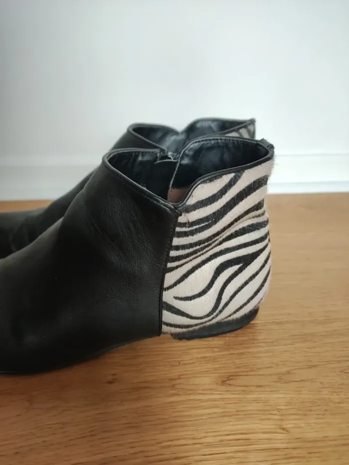 Bottines noires et zébrées - 39 - bon état - Vanessa Wu - photo numéro 3