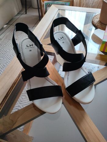 Chaussure compensées