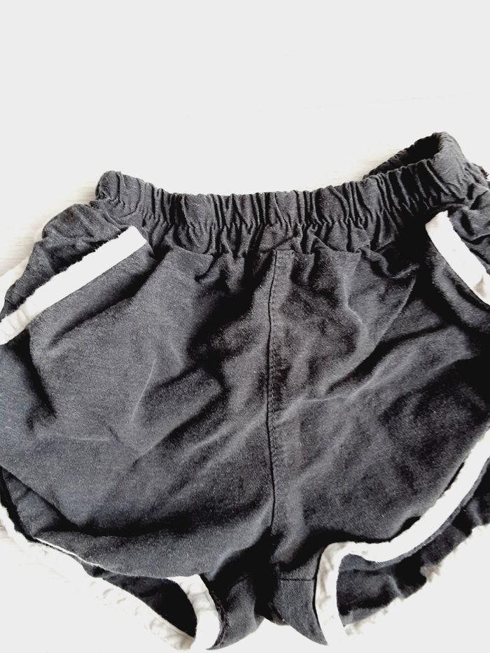 Vêtement bébé mixte garçon fille short 2 ans - photo numéro 2