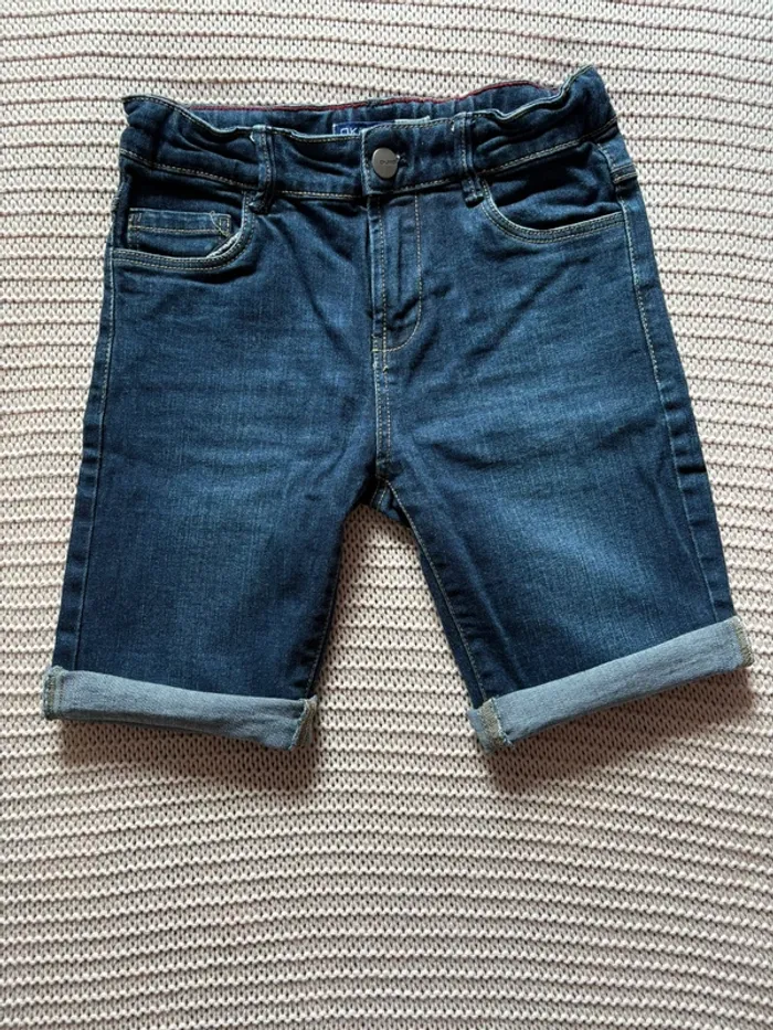 Lot 5 Shorts 10 ans garçon dont 1 Levi's offert - photo numéro 3