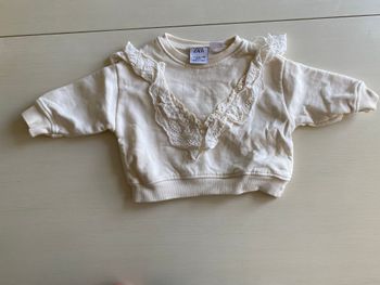 Pull dentelle Zara taille 6 mois