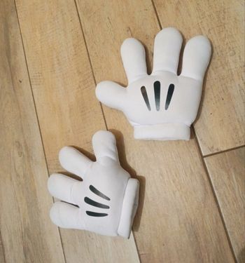 Gants mascotte Mickey 