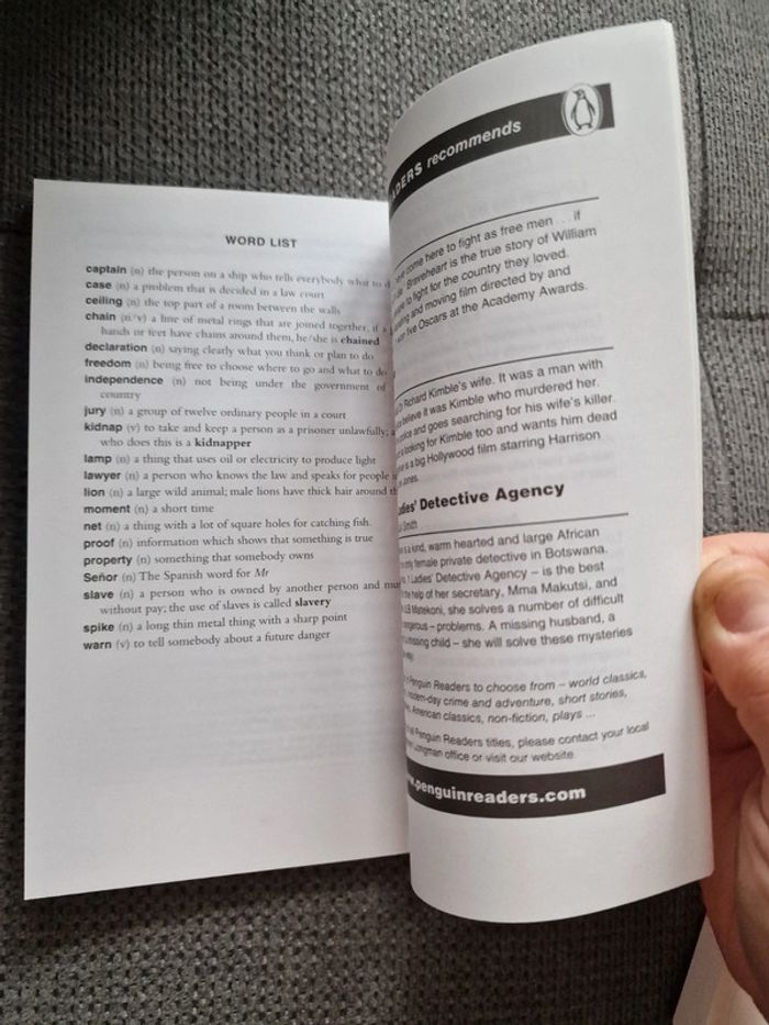 Livre en anglais "Amistad" - photo numéro 8