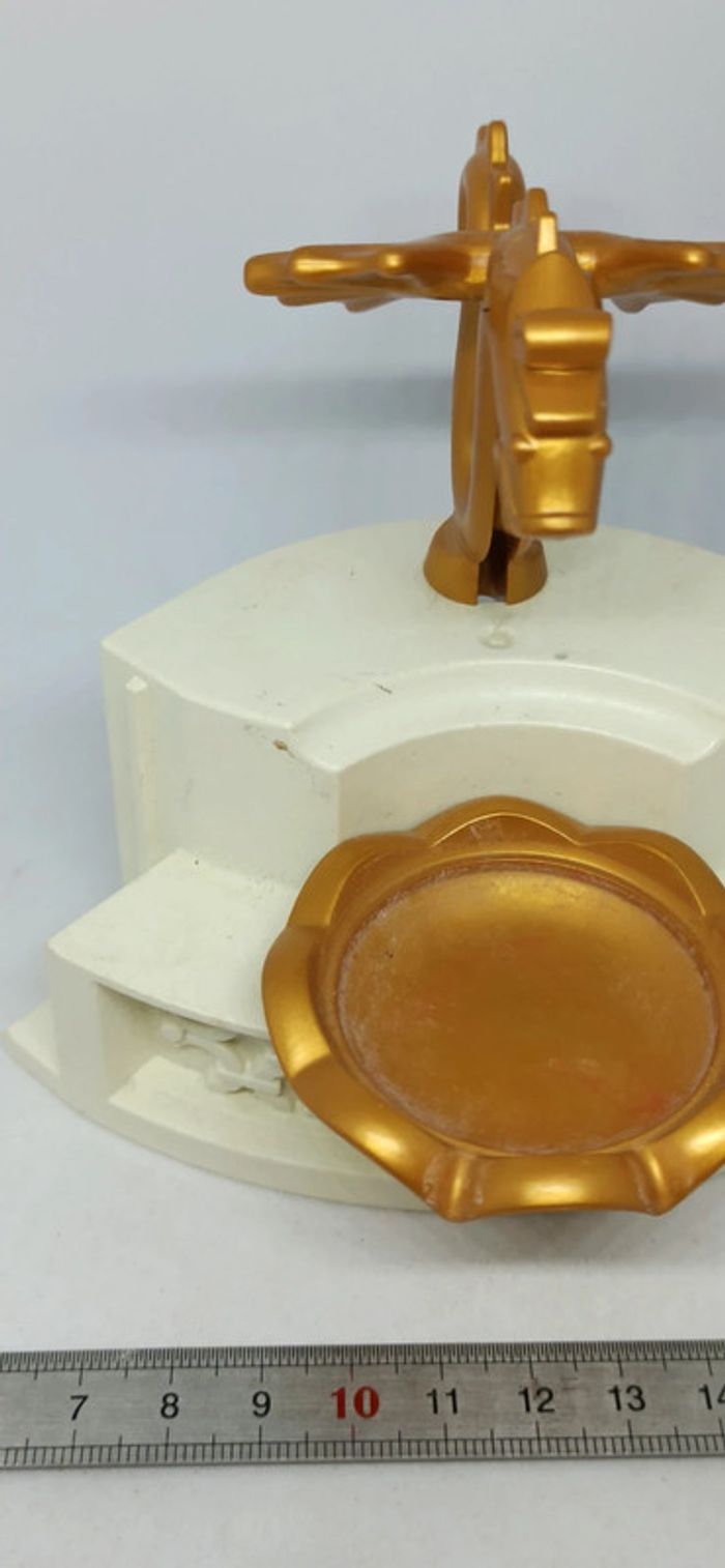 Décor de fontaine avec dragon doré playmobil - photo numéro 4