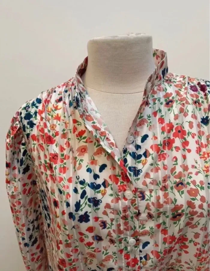 Superbe Chemise Blouse fleurie fluide neuve 🌸 S 35 38 - photo numéro 3