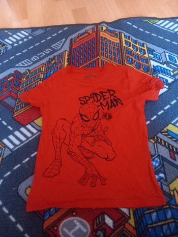 T-shirt spiderman 