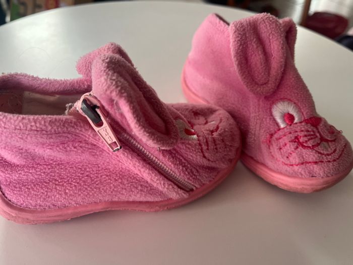 Chaussons 22 - photo numéro 2