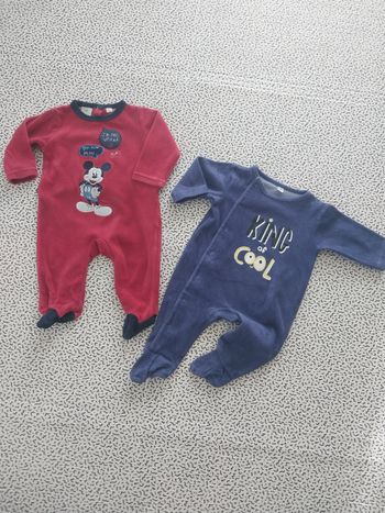 Lot 2 pyjamas bébé 3 mois velours Disney Mickey + King of Cool garçon