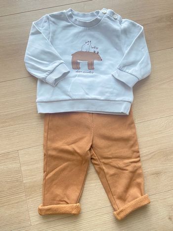 Tenue blanc et marron Kiabi 12 mois