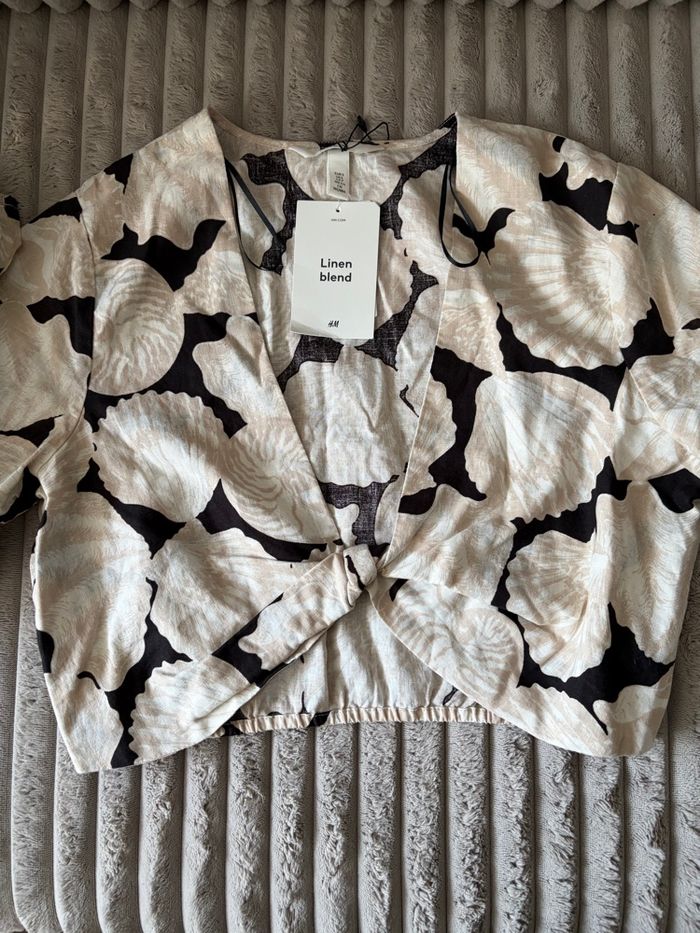 Top court H&M manches longues - taille S - neuf - photo numéro 2