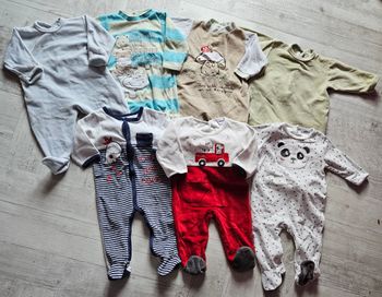 Lot pyjamas 6 mois