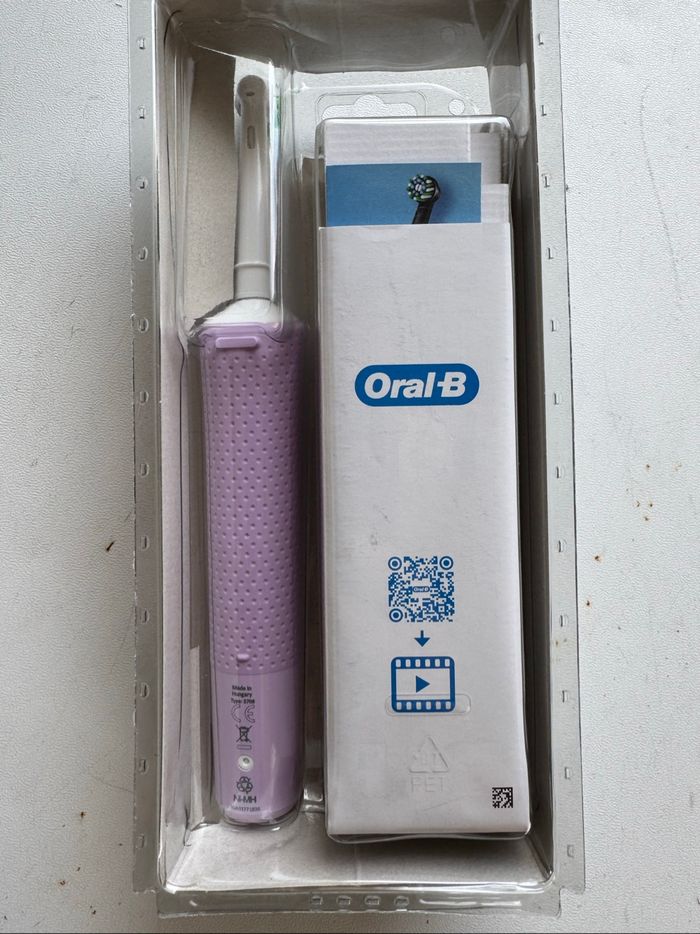 Brosse à dent électrique oral b - photo numéro 2
