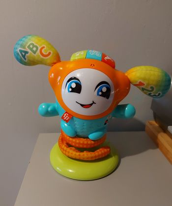 Dj le robot danseur à rebonds