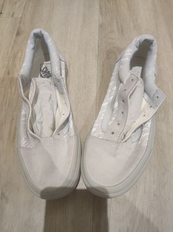 Baskets Vans mixte taille 39