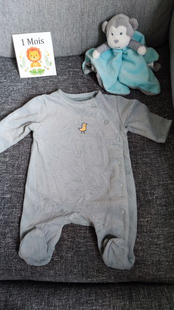 Pyjama 1 mois