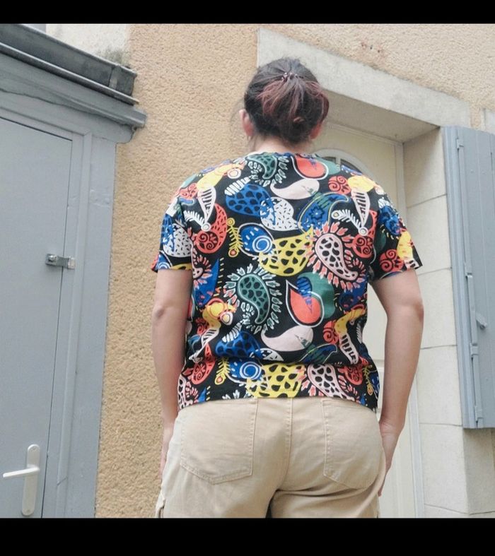 T-shirt Zara taille 38 - photo numéro 2