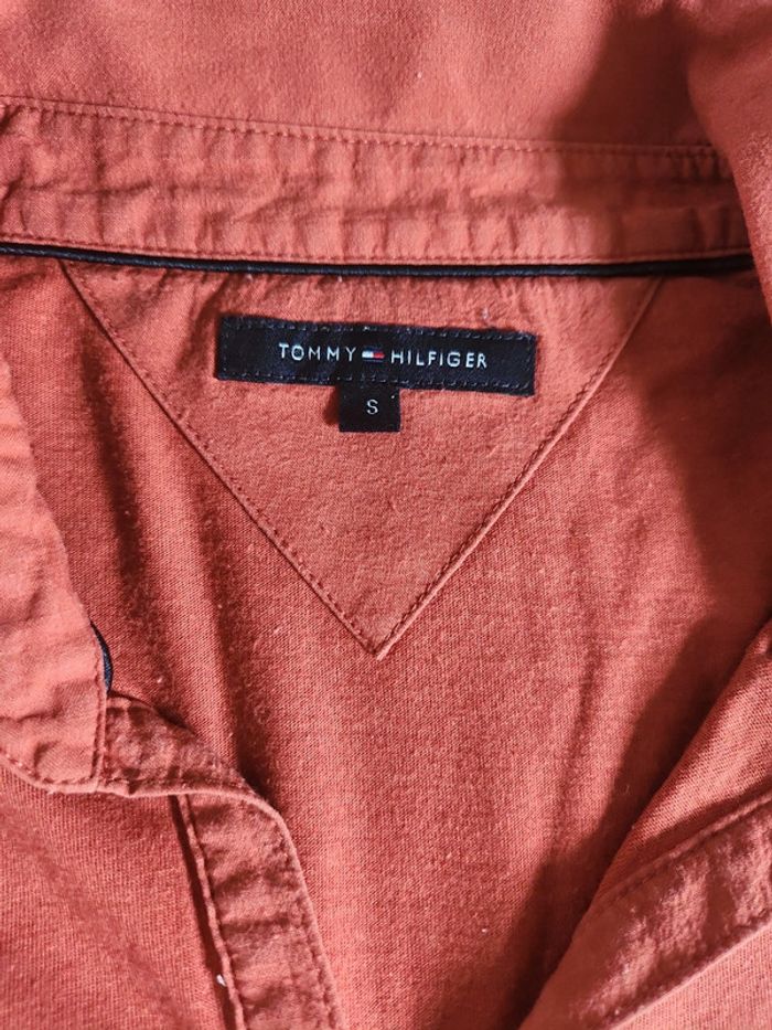 Haut tommy hilfiger - photo numéro 3